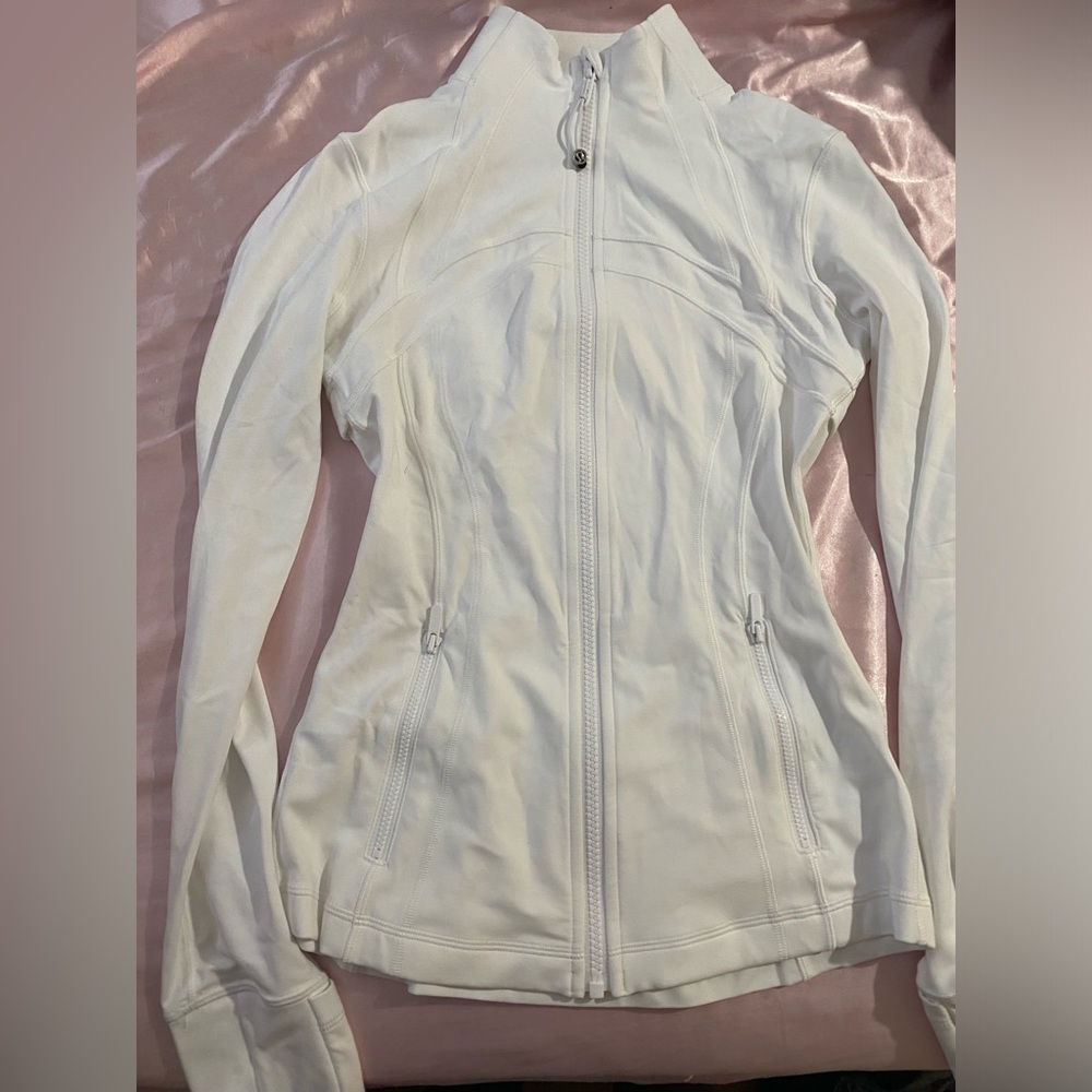 White lulu lemon define jacket